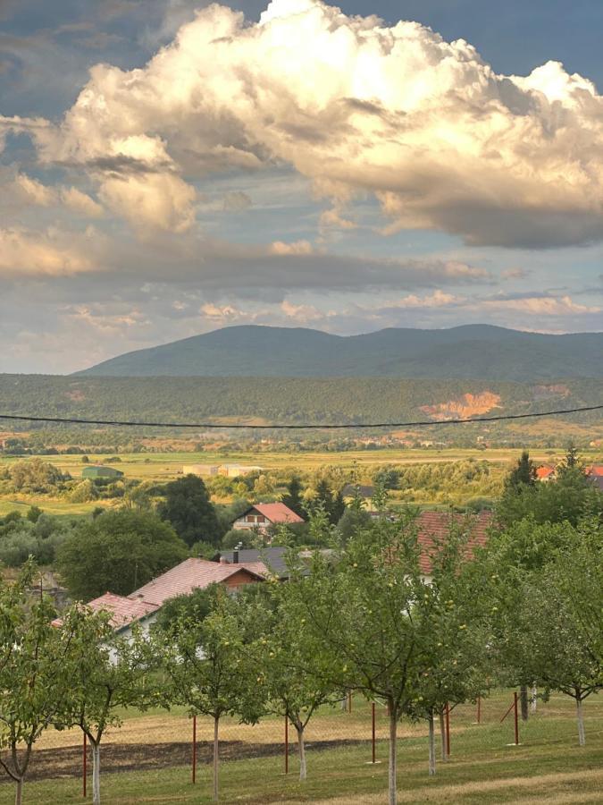Holiday Home Nemo Бихач Экстерьер фото